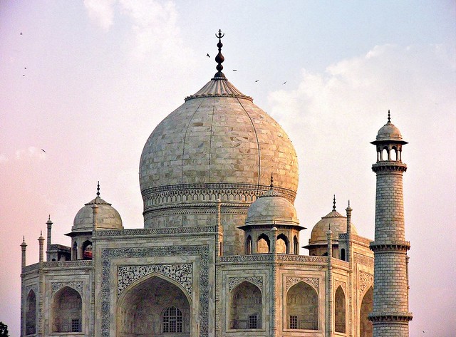 INDIA, Agra - Der Taj Mahal vom Fluss Yamuna gegenüber aus gesehen , 13551/6500