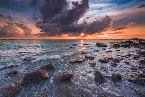 ocean light sunset sea cloud seascape nature rock landscape nikon wave lee ateens d810 afsnikkor1424mmf28ged