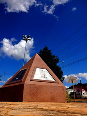 Monumento em Homenagem ao Granito Capão Bonito