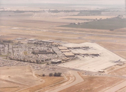 california airplane airport 1987 aircraft terminal aerial airline sacramento smf sacramentometroairport sacramentometropolitanairport