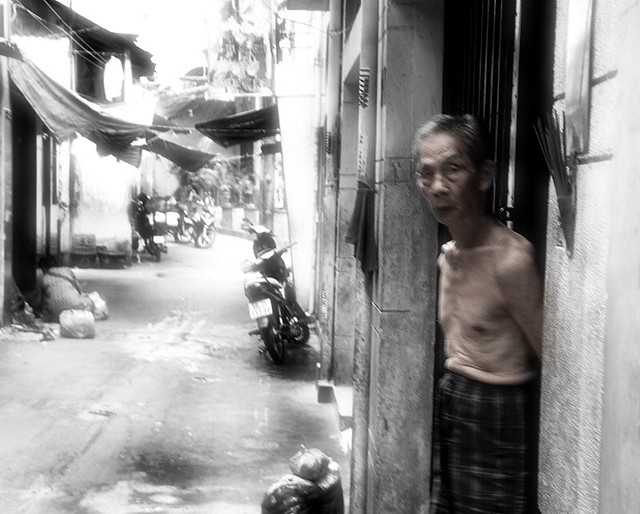 Saigon. Old man