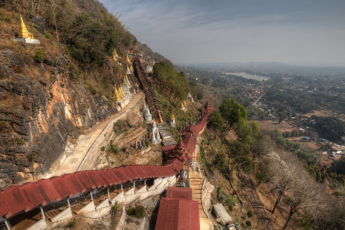 asie asia burma birmanie myanmar hiver winter 2016 hdr travel canon escalier stairs hsaungdan shan pindaya caves grottes buddha 8000 6d