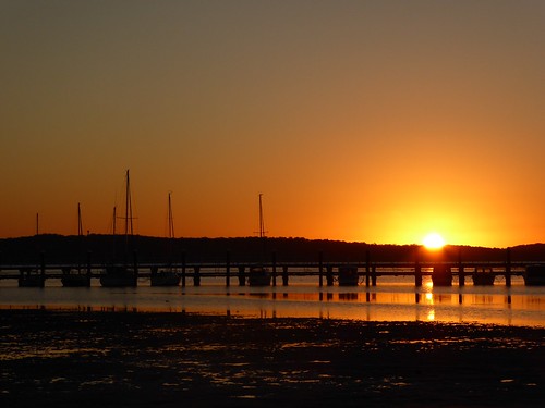 sunset water boats jetty wharf portstephens soldierspoint