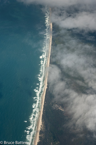 locations trips occasions oceansbeaches subjects cloudssky atmosphericphenomena aerial businessresearchtrips tasmansea australia lambisland queensland au southpacificocean