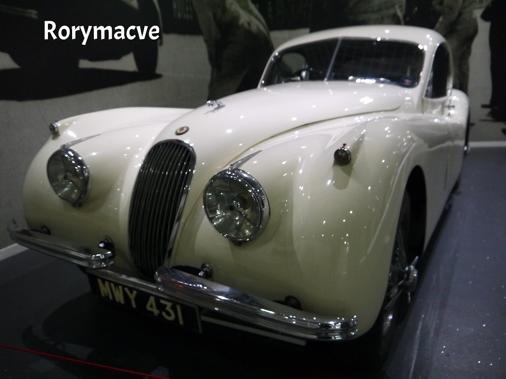 1948 Jaguar XK120 | The XK120 was launched in open two ...