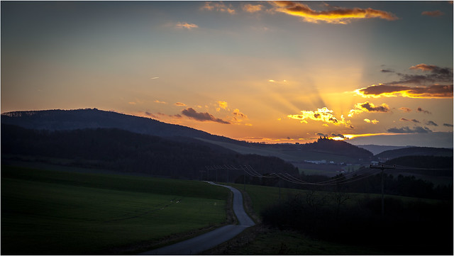 sunset over Hanstein Castle