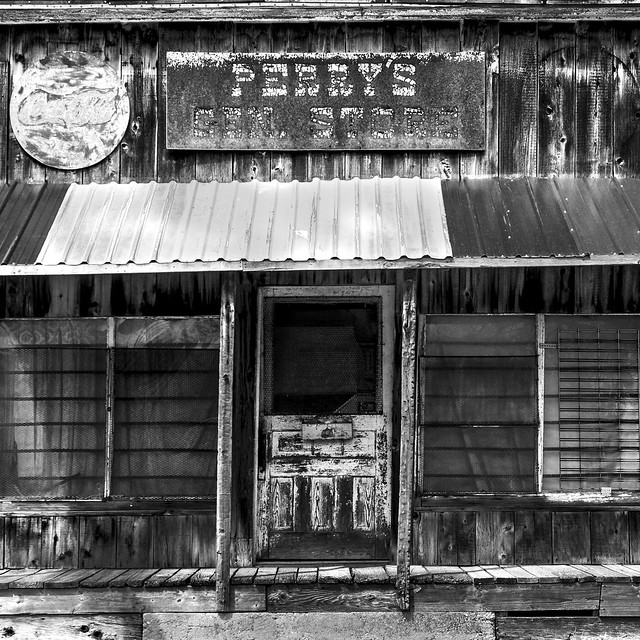 PERRY'S GENERAL STORE BW