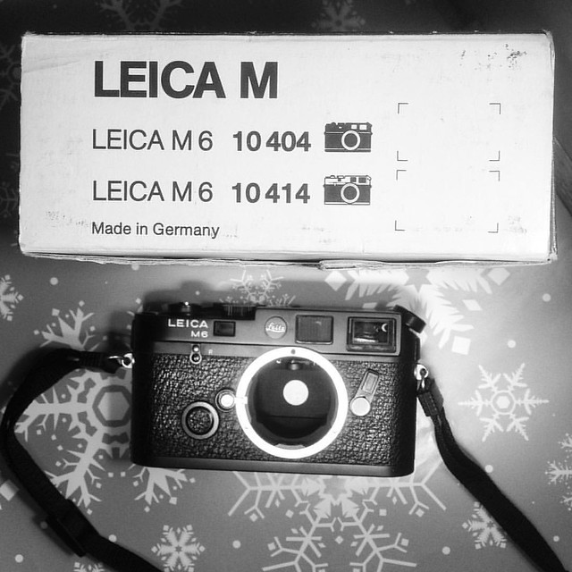 Happy Christmas Me! 😊🙈 #leicam6classic #leicam6 #leica #rangefinder #filmcamera #35mm #believeinfilm #filmisthefuture @mrleicacom www.MrLeica.com