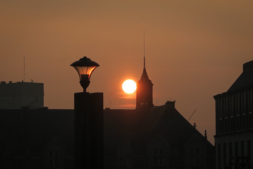city morning roof light sky sun lamp skyline architecture sunrise canon belgium belgique belgie liege g7x gilderic