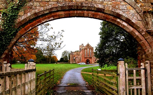 england arch architectural cumbria historical archway cattlegrid lanercostpriory lanercostvillage