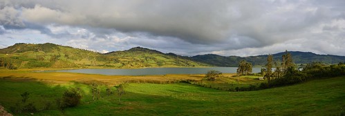 panorama lake peru southamerica landscape highlands northernandes pomacochas