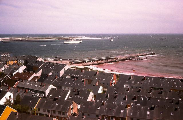 1975 - Helgoland,  Reede mit Dühne . .