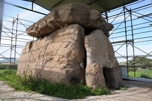 dolmen Sa Coveccada, Mores