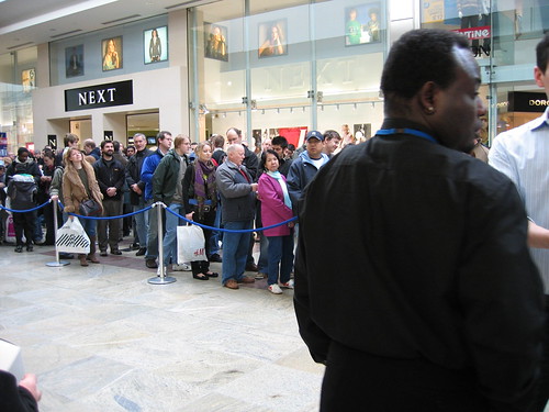 More queues outside Apple Store, West Quay | purplejoolz | Flickr