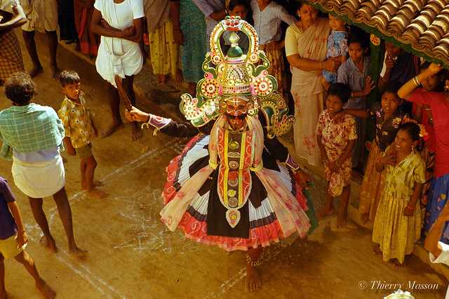 Théâtre de rue au Tamil-Nadu 1990