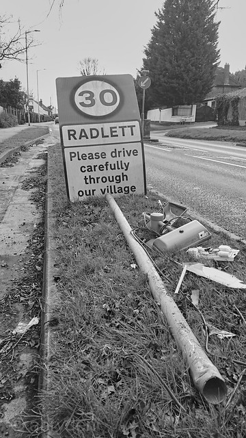 Radlett Welcomes Careful Drivers