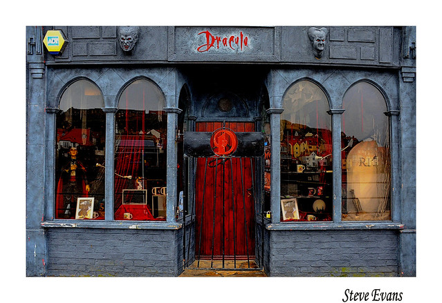 draculas shop