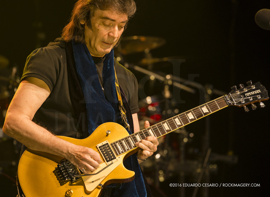 Steve Hackett - Acolyte To Wolflight with Genesis Revisited