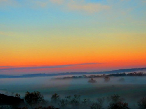sun sunrise mistandfog nebel nebelbänke colorful waldhausen tübingen eagle1effi schönbuchrand alleenweg jakobsweg pano panorama rural vivid hdr sx60best sx60 sky wolken
