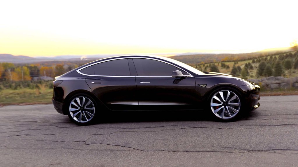 215-Mile Range “Tesla Model 3” Electrifies the World | Flickr
