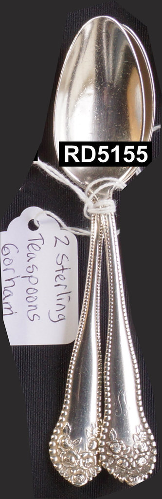 RD5155 3 Sterling Silver Teaspoons one with No Monograms different on other 2 Sterling Silver Group 01