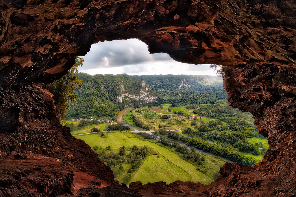 A window to the world - Cueva Ventana