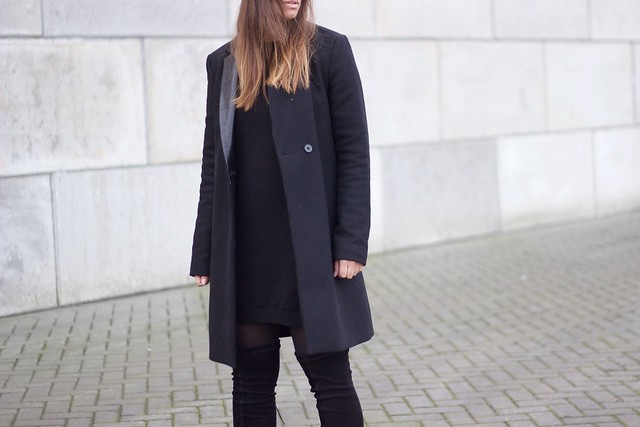 How-to-wear-coat-boots-inspiration