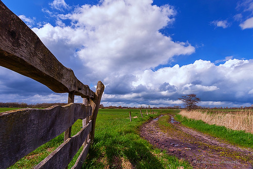 netherlands clouds rural fence landscape wolken drenthe landschap hek nietap landelijk leepolariser reinasmallenbroek