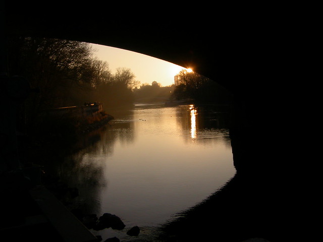 Sonnenuntergang unter der Maximiliansbrücke