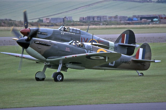 Supermarine Spitfire Mk2A and Hawker Hurricane Mk IIc