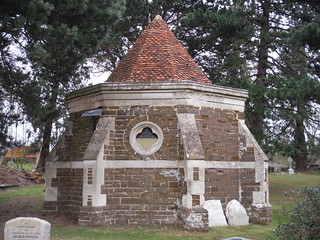 Ailesbury Mausoleum & Crypt, Maulden SWC Walk 231 Flitwick Circular