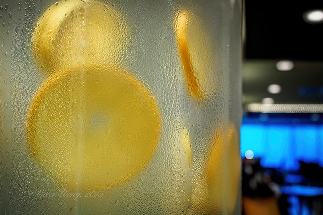 Lemon slices inside a cold water  bottle