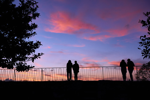 The Show by PacotePacote, Contemplando el atardecer en Vigosunset españa contraluz atardecer spain galicia galiza cielo nubes 