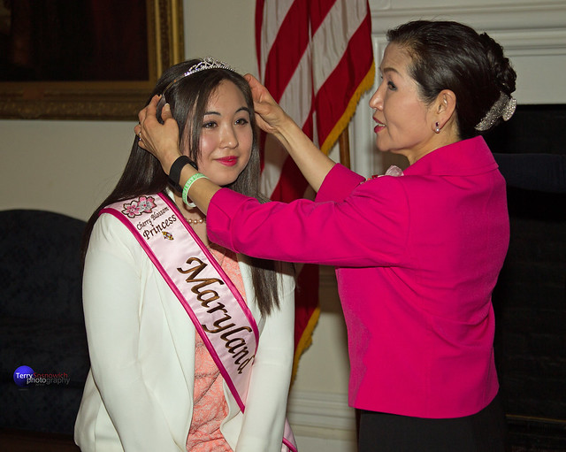 2016 Maryland Cherry Blossom Princess gets crowned by First Lady Yumi Hogan.