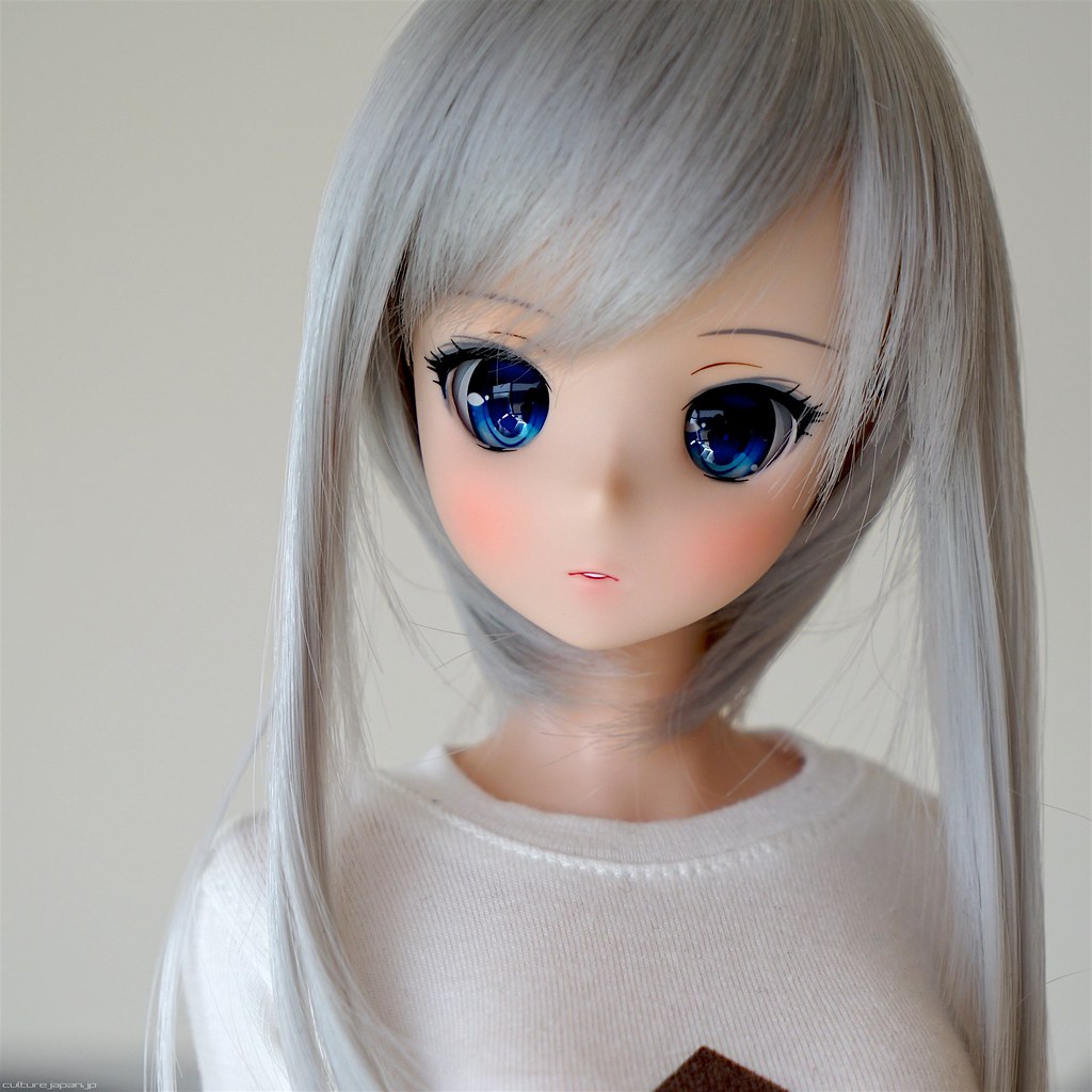 Chitose Shirasawa Smart Doll.