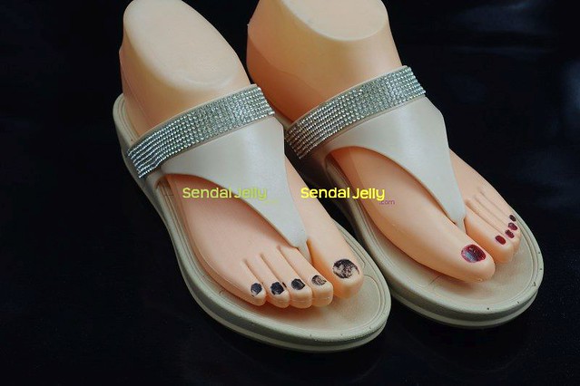 sandal sepatu jelly wedges jepit slop (12) | www.sendaljelly… | Flickr