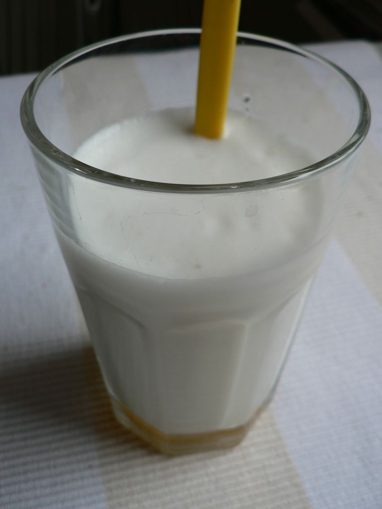 Heiße Milch mit Honig 002 | Story: kuechenlatein.com/blog-pa… | Flickr