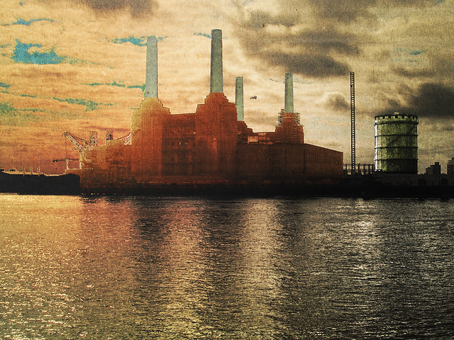 Other Side of Battersea Power Station. Tribute to Pink Floyd (& Hipgnosis), 2007