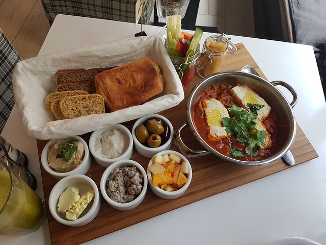 Frukost på Tel-Aviv Café