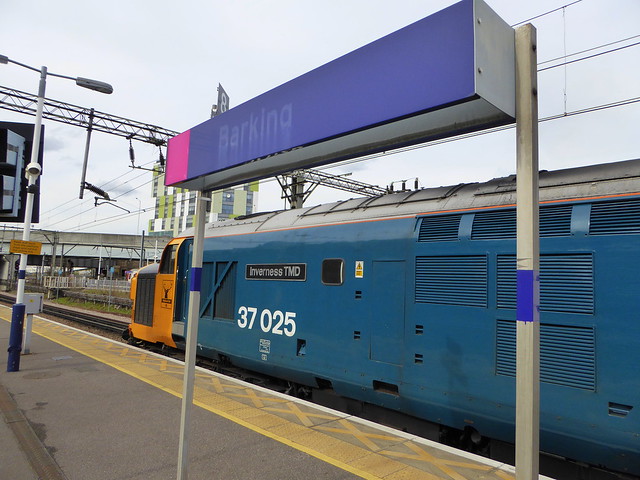 37025 {Inverness TMD} at Barking