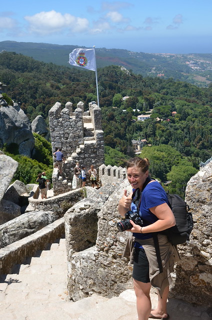 Thumbs up Annie at Castelo dos Mouros