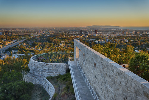 sunset losangeles cityscapes socal southerncalifornia gettymuseum goldenhour cityofangels