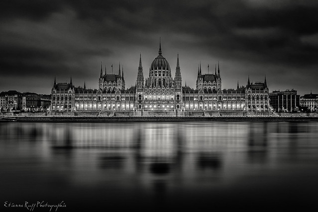 Trip to Budapest - Parlement