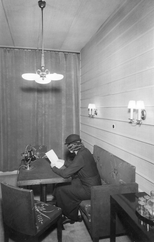 Radio House in Fabianinkatu, lecture studio in 1934.