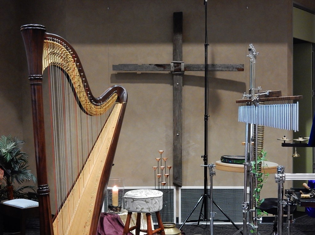 Harp and Cross