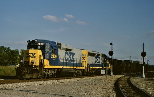 railroad ohio train hamilton local freight csx csxt gp30 y201 roadslug bosignals csx2309 csxt2309