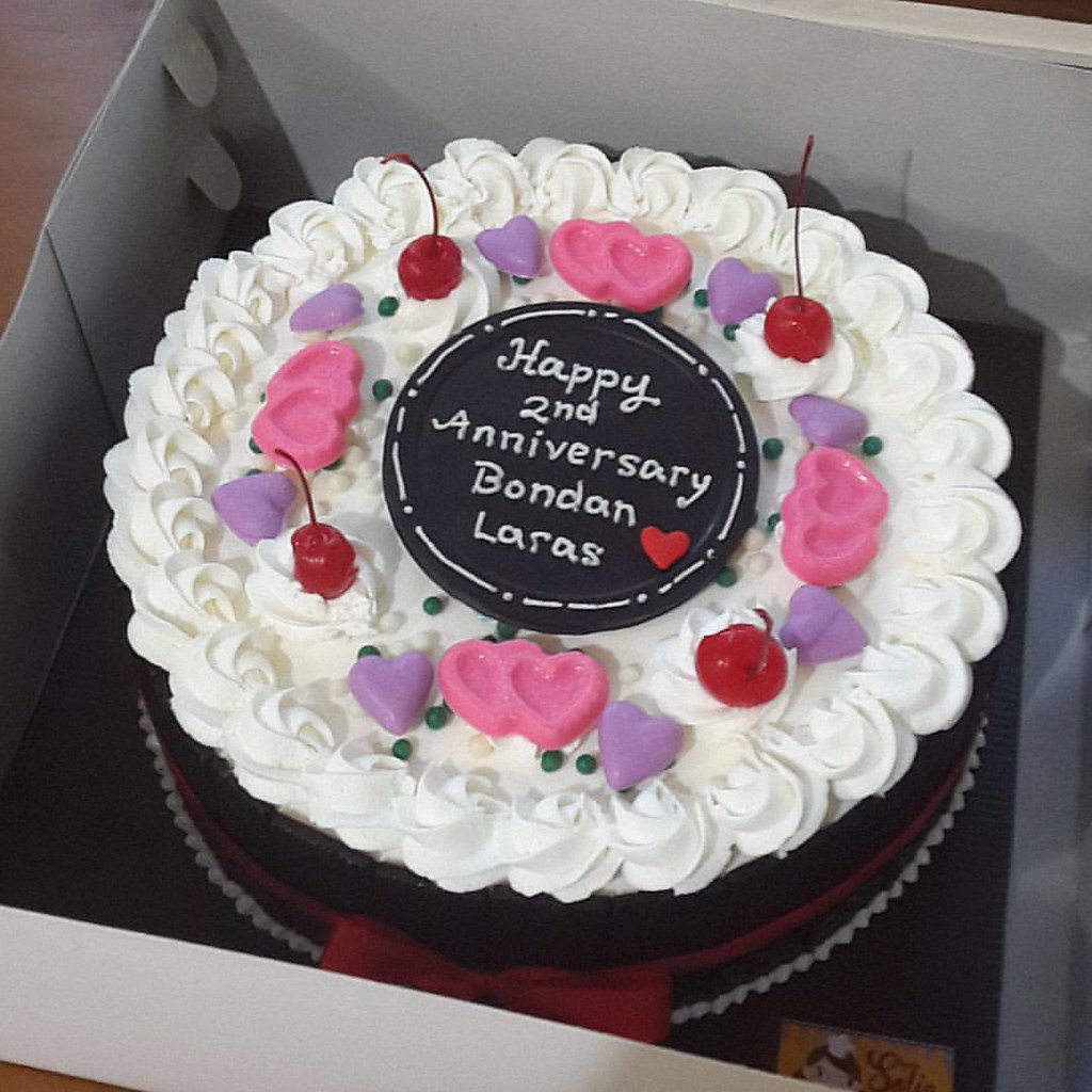 Kue untuk ulang tahun perkawinan (wedding anniversary) Pak… | Flickr