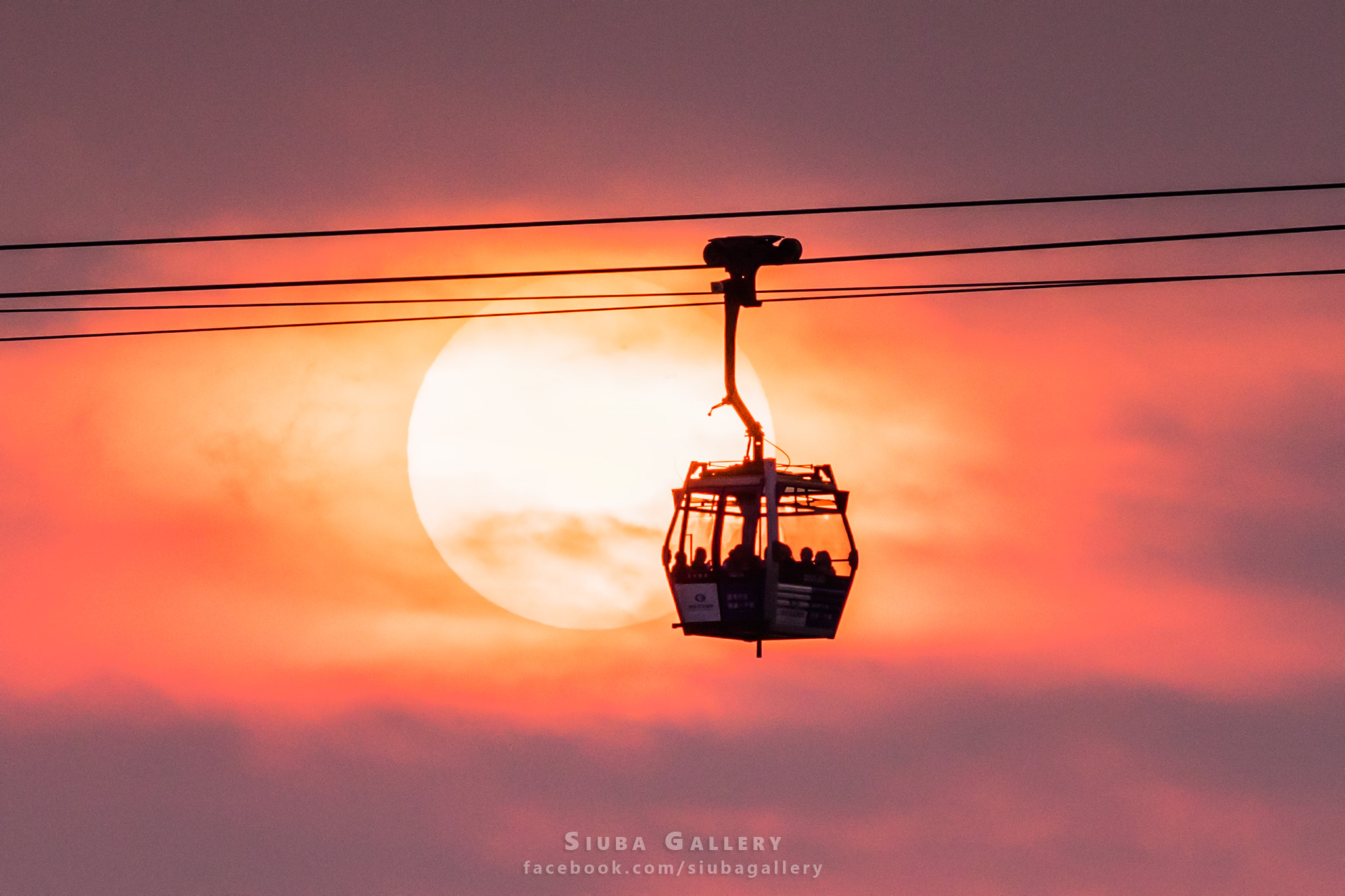 Sunset Cable Car 360