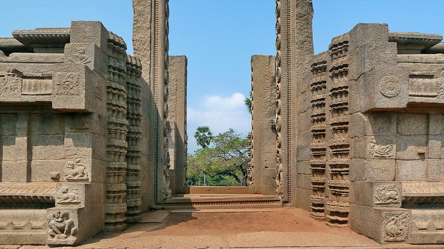 India - Tamil Nadu - Mamallapuram - Rayar Gopuram - 202