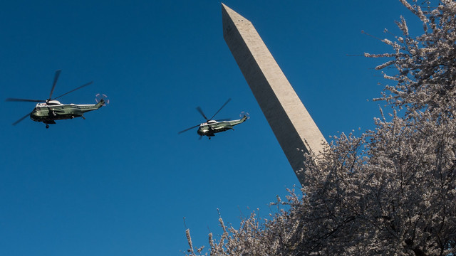 Marine One on approach to the White House on 3/29/2016